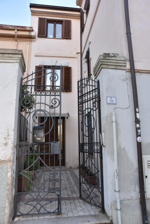 B&B Le Due Isole Nuoro  Luaran gambar