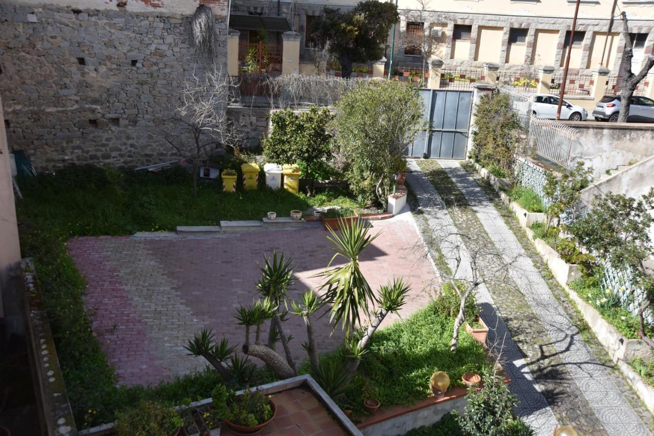 B&B Le Due Isole Nuoro  Luaran gambar